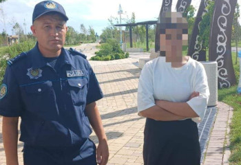 Түркістанда 13 жасар қыз анасы телефон сатып алып бермегені үшін үйінен кетіп қалған