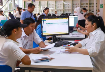 Білім гранттарының конкурсына қатысу үшін құжат қабылдау жалғасуда