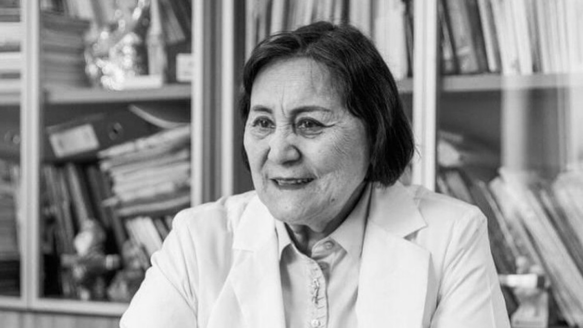  © Facebook/Акмарал Альназарова 