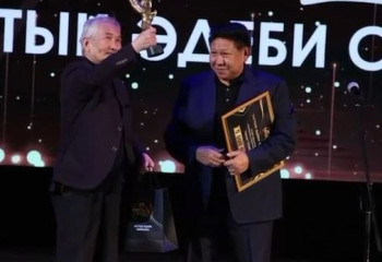 «Айбоз» ұлттық әдеби сыйлығына өтінімдерді қабылдау жалғасуда