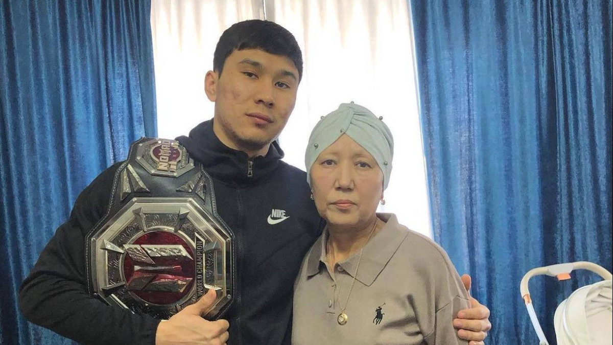  instagram.com/erka___22 