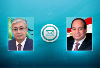 Глава государства направил телеграмму поздравления Президенту Египта