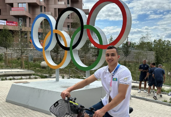 Спортсмены сборной Казахстана обживаются в Олимпийской деревне перед стартом Игр в Париже