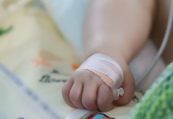 12-летняя школьница родила ребенка в Павлодарской области