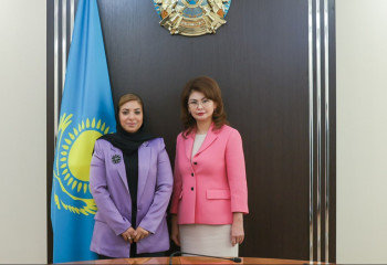Аида Балаева ИЫҰ Әйелдерді дамыту ұйымының директорымен кездесті