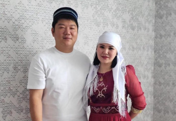 «Жолдасым исламды қабылдады». Кәріс жігітіне тұрмысқа шыққан қазақ қызымен сұхбат