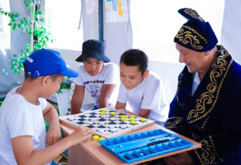 При школах Астаны работают этно и археологические лагеря