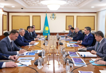 Олжас Бектенов обсудил с губернатором Тюменской области вопросы приграничного сотрудничества