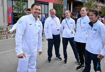Олимпиада-2024: Геннадий Головкин қазақстандық спортшыларға сәттілік тіледі