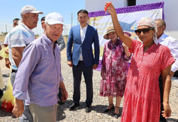 Түркістан облысында ауыл тұрғынының бастамасымен екі отбасы баспаналы болды