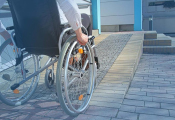 В области Ұлытау адаптировано более 80 объектов для лиц с инвалидностью