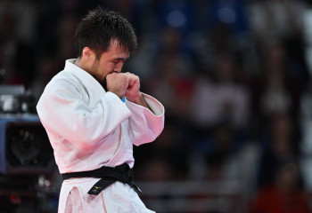 Мемлекет басшысы Елдос Сметовті жеңісімен құттықтады