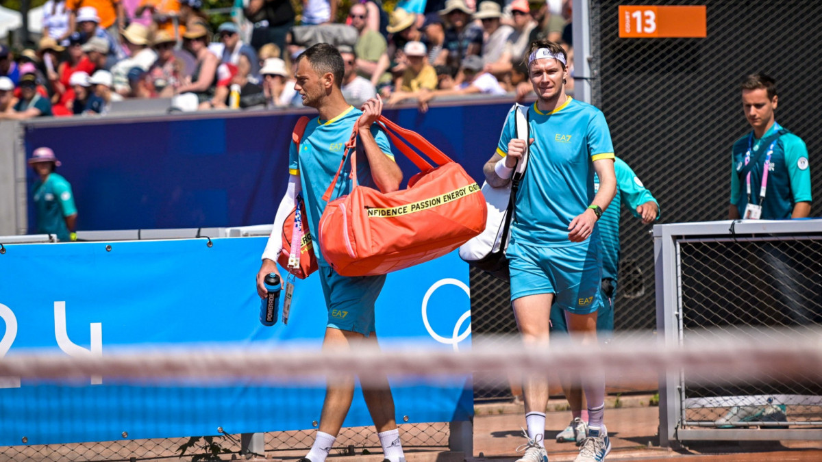  ҚР ҰОК/Владислав Семенов 