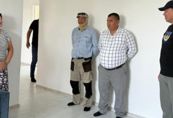 Министр Қанат Шарлапаев тұрғын үй құрылысын қадағалау үшін БҚО-ға барды