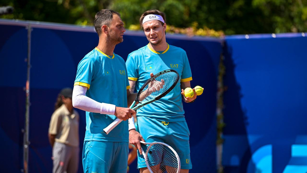  © Владислав Семенов 