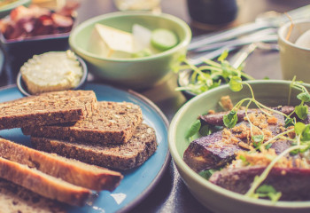 Енді оқушылар жеңілдікпен тамақтанып, тегін дәрі-дәрмек алады