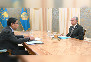 Касым-Жомарт Токаев принял акима Алматы Ерболата Досаева