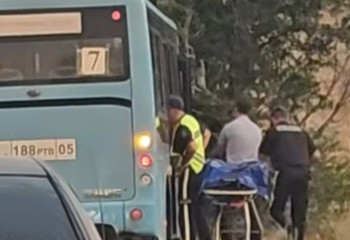 Қонаевта қоғамдық көлікте жолаушылар бірін-бірі пышақтап тастады