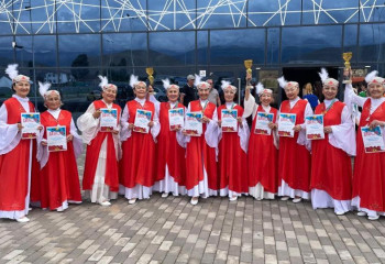 Астаналық биші әжелер тобы Қырғызстанда топ жарды