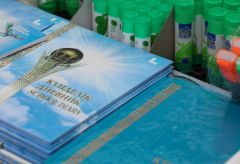 500 мыңнан астам баланы мектепке даярлау үшін қаржылай көмек көрсетіледі