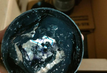 775 кг героина пытались провезти через Казахстан под видом крема для обуви