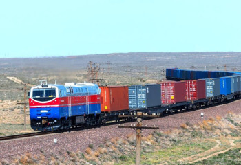 Свыше 110 тысяч железнодорожников Казахстана отмечают свой профессиональный праздник