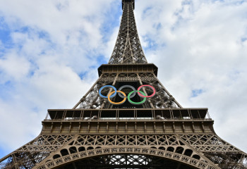 Қырғыз боксшысы ел тарихындағы алғашқы Олимпиада жүлдегері атанды