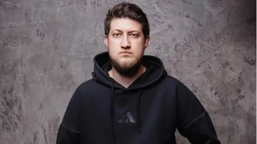  Instagram/merkul_standup 