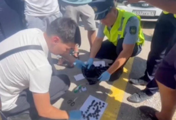 Полиция Туркестанской области обнаружила мефедрон в автомашине наркозакладчика