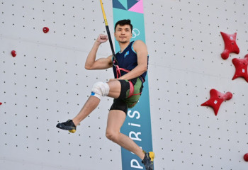 Амир Маймуратов побил олимпийский рекорд в скалолазании