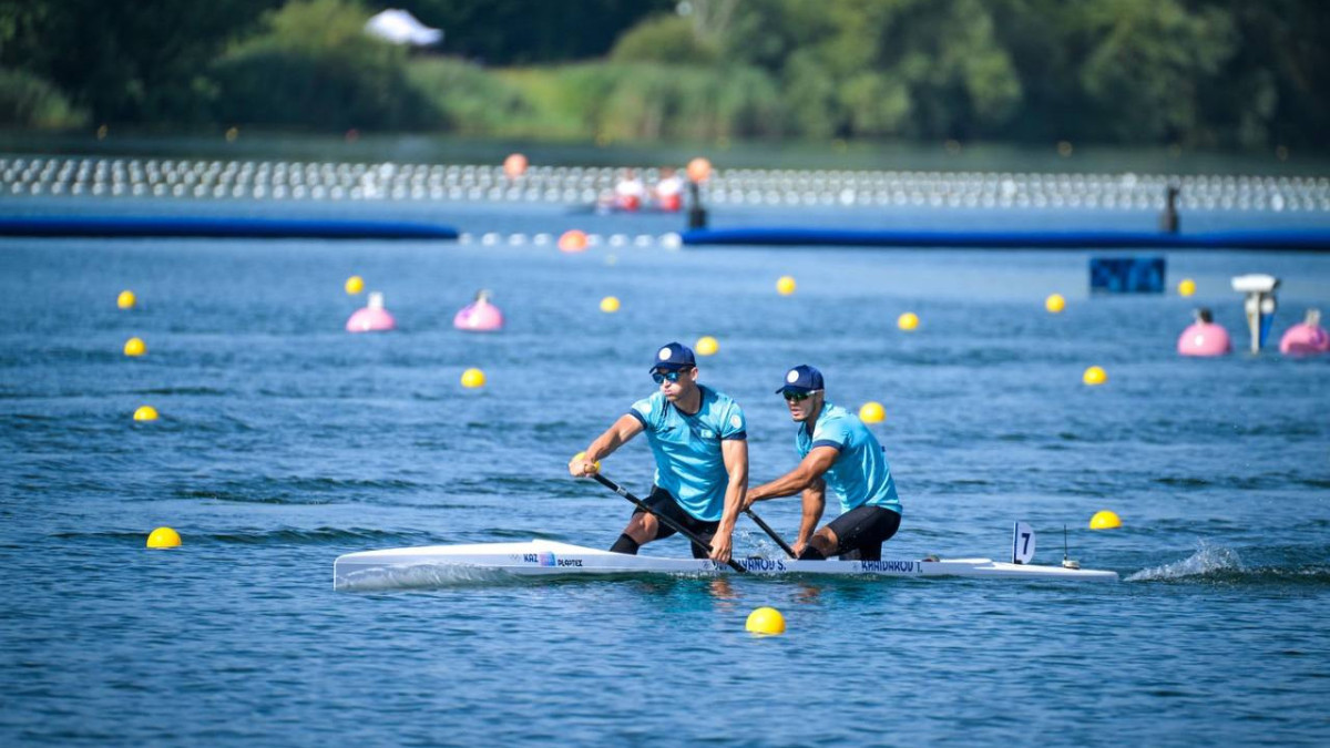  © Владислав Семенов 