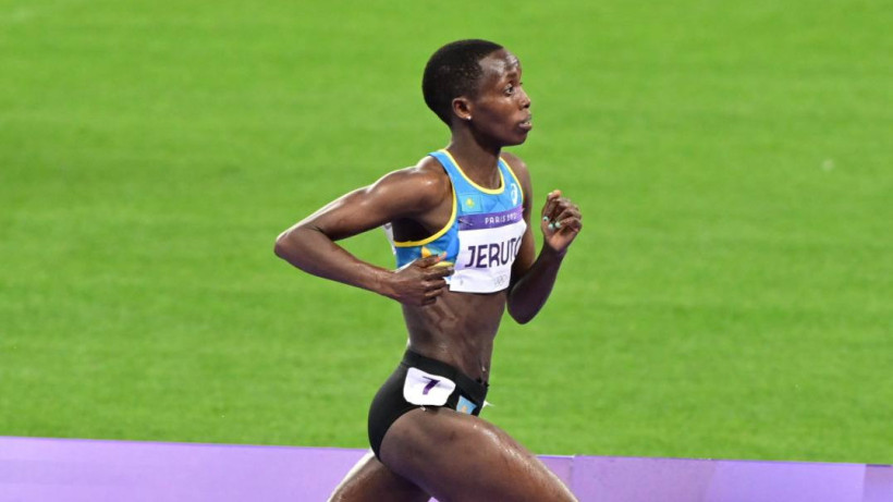  ҰОК//Сали Сабиров 