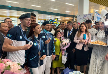 Париж Олимпиадасының жүлдегерлері Алматыға келді