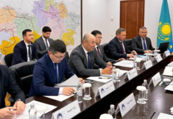 Канат Шарлапаев провел встречу с министром инвестиций, промышленности и торговли Узбекистана
