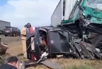 Тела еще двух детей извлекли из салона автомобиля, разбившегося в ДТП в Актюбинской области