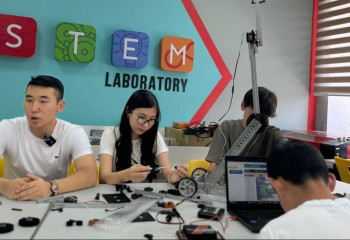 4-й день национальной молодёжной декады посвятили знаниям и науке