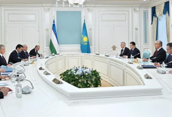 Өзбекстанмен байланыстарды одан әрі нығайтып, бизнес үшін қолайлы жағдай жасауға әзірміз – Тоқаев