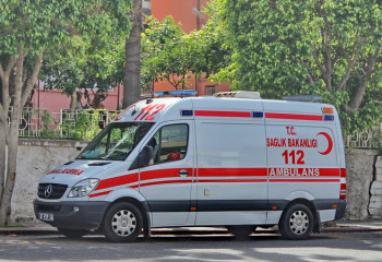 Түркияда қазақстандықтар мінген шағын автобус апатқа ұшырады