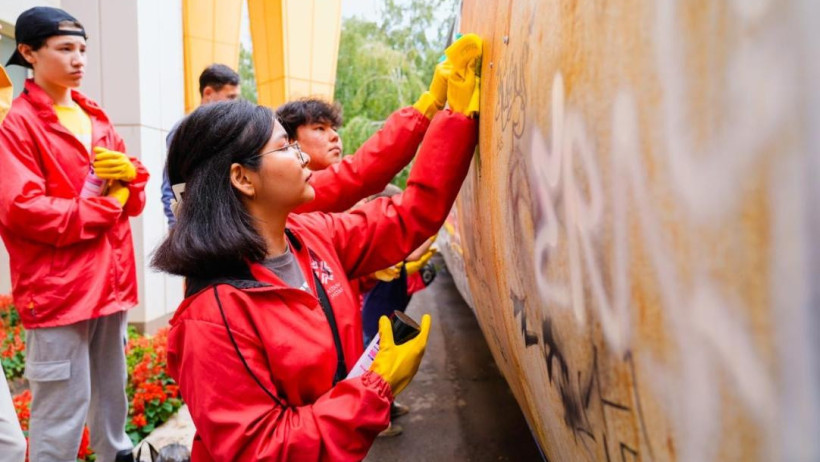  Астана қалалық әкімдігі 