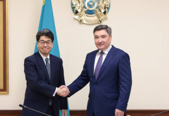 Олжас Бектенов и Хаяши Нобумицу обсудили перспективы расширения инвестиционного сотрудничества