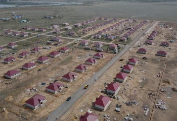 До конца месяца пострадавшие от паводков в Актюбинской области получат еще 400 новых домов