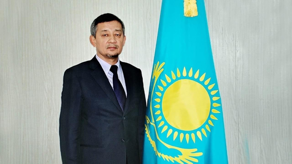  жеке мұрағаттан 