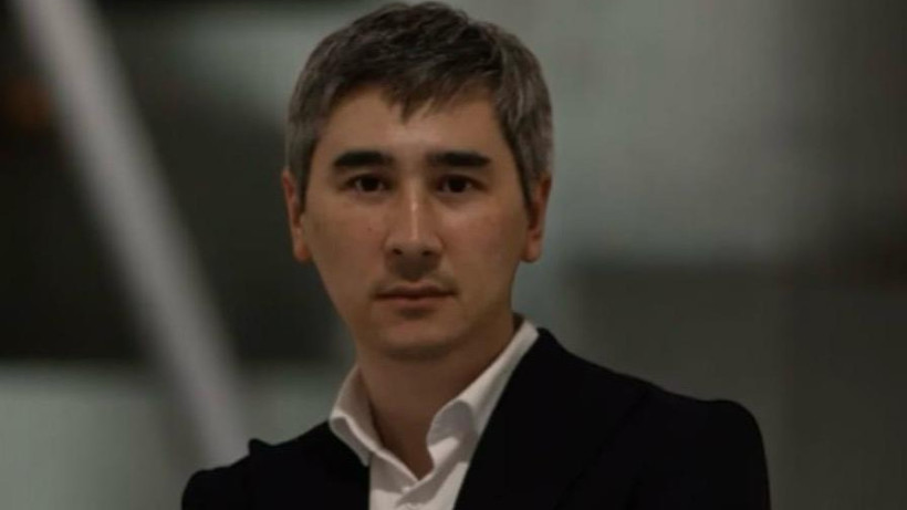  Руслан Закарин 