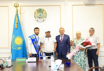 Серебряный призер ОИ Демеу Жадраев стал Почетным гражданином области Жетісу
