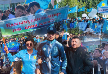 Нұрбек Оралбай: Енді екі ай тынығып, әлем чемпионатына дайындаламын