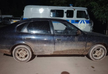 Водители и пассажиры двух авто подрались на трассе в Акмолинской области