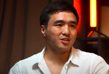 «Үнемі қағазға жазып жүрдім». Елдос Сметов 2013 жылдан бері чемпион болуға дайындалғанын айтты