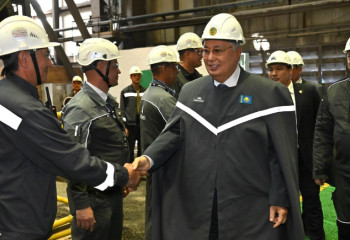 Мемлекет басшысы Qarmet металлургиялық комбинатына барды