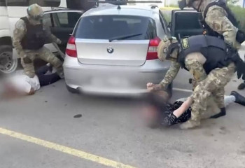 Астанада полицейлер жолаушыдан мефедрон тәркіледі