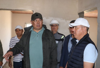 Қанат Бозымбаев БҚО-да тұрғын үй құрылысының қарқынын жеделдетуді тапсырды